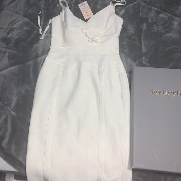 House of CB Dresses & Skirts - HOUSE OF CB "BELICE" DRESS SIZE MEDIUM
